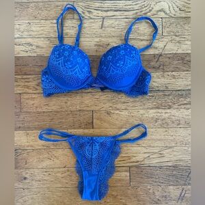 Victoria’s Secret Bombshell Push-up Crochet Lace Bra and Panties 34B and Small